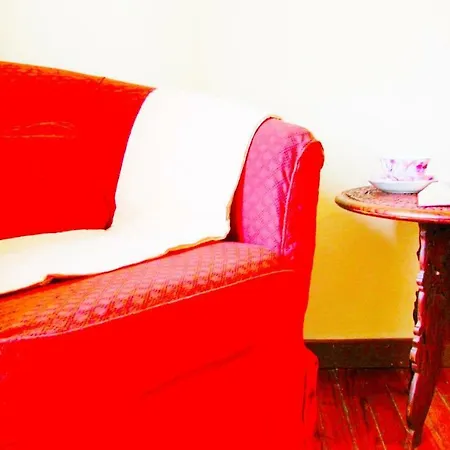 Urban Lodging Apartment